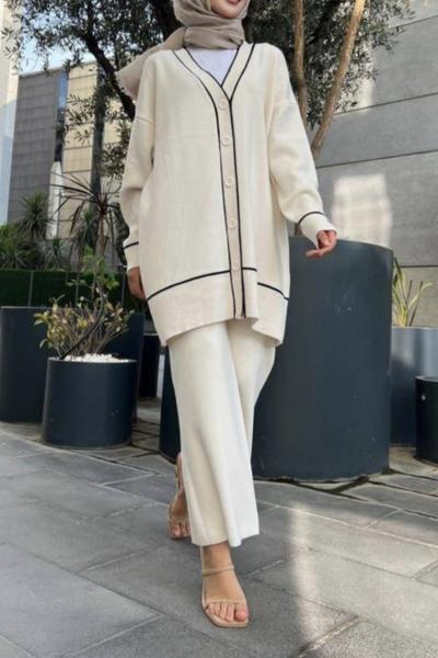 Çizgili düğmeli triko takım Beyaz TCN4052