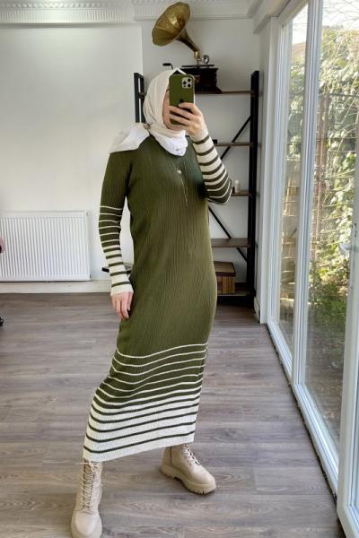 Fitilli kol ve etek ucu şeritli elbise