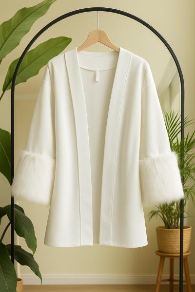 Kuşaklı kol kürklü kimono Ceket Beyaz TB8037