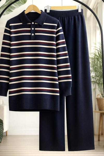 Çizgili Yaka Düğmeli Triko Takım Lacivert TCN40144